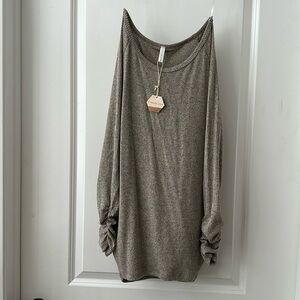 Pinkblush Long Sleeve Ruched Long Sleeve Size S